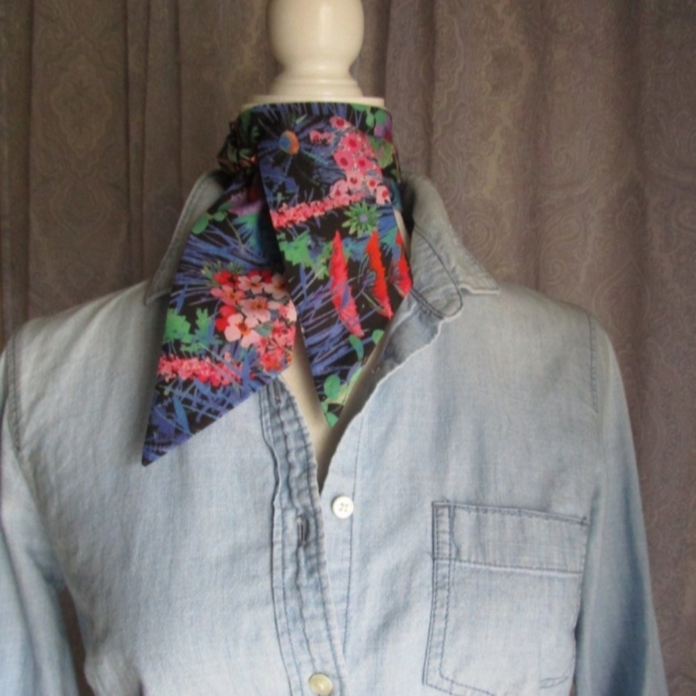 Liberty of London Art Fabric Skinny Scarf Tresco Black Floral Bespoke Co… - Picture 4 of 13